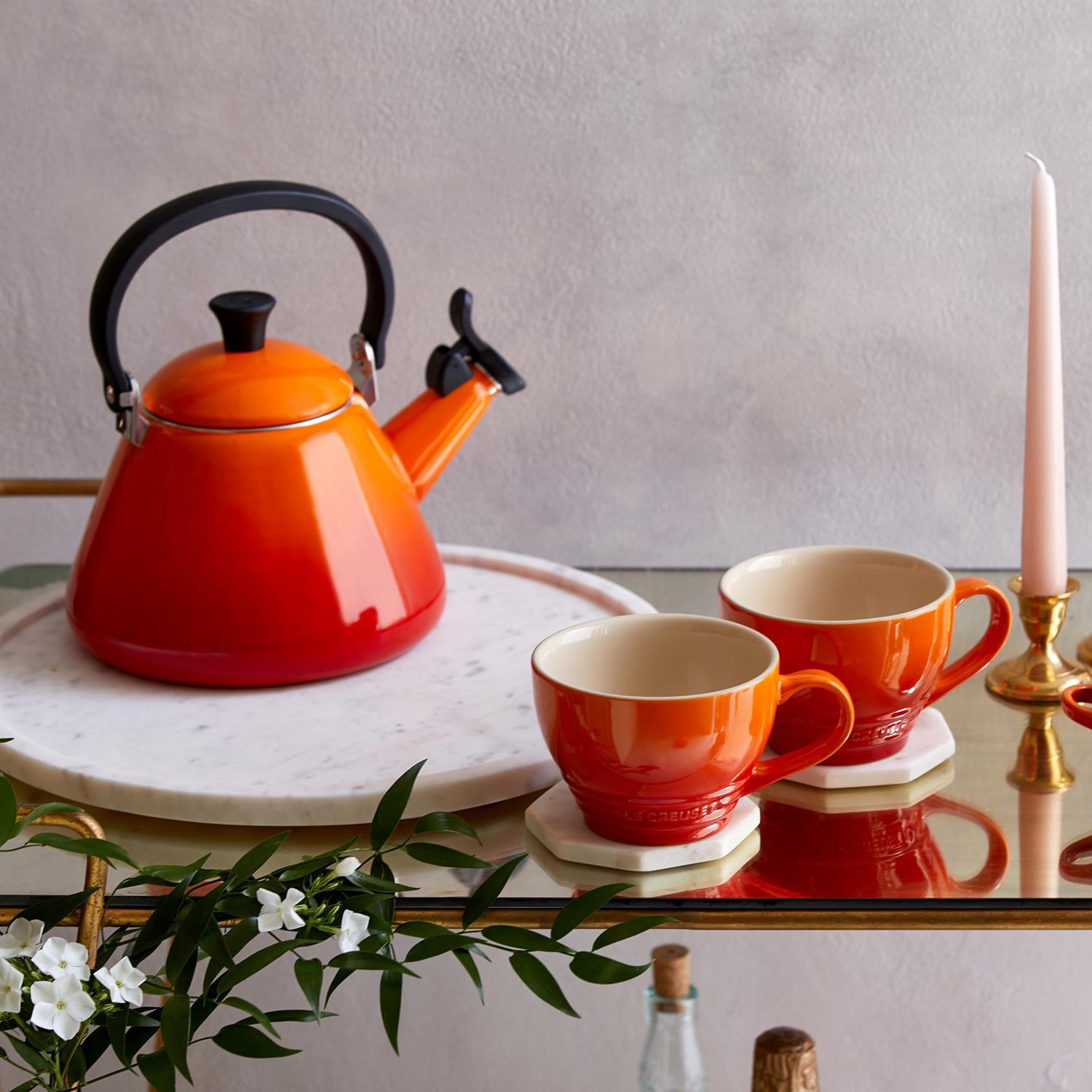 Le Creuset Kone kettle Volcanic Orange